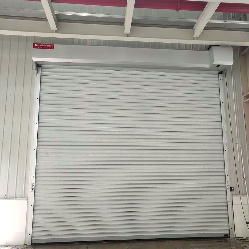 電（diàn）動防風卷簾門