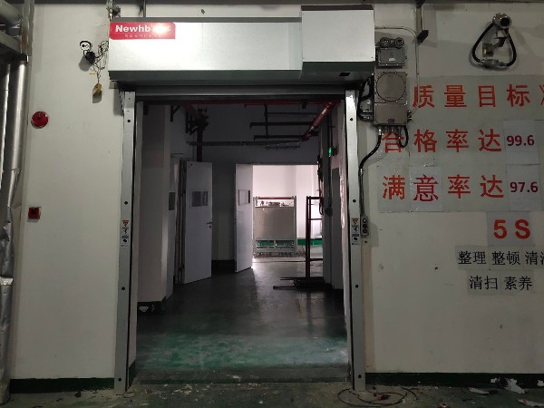 91香蕉小视频防火（huǒ）防爆卷簾門